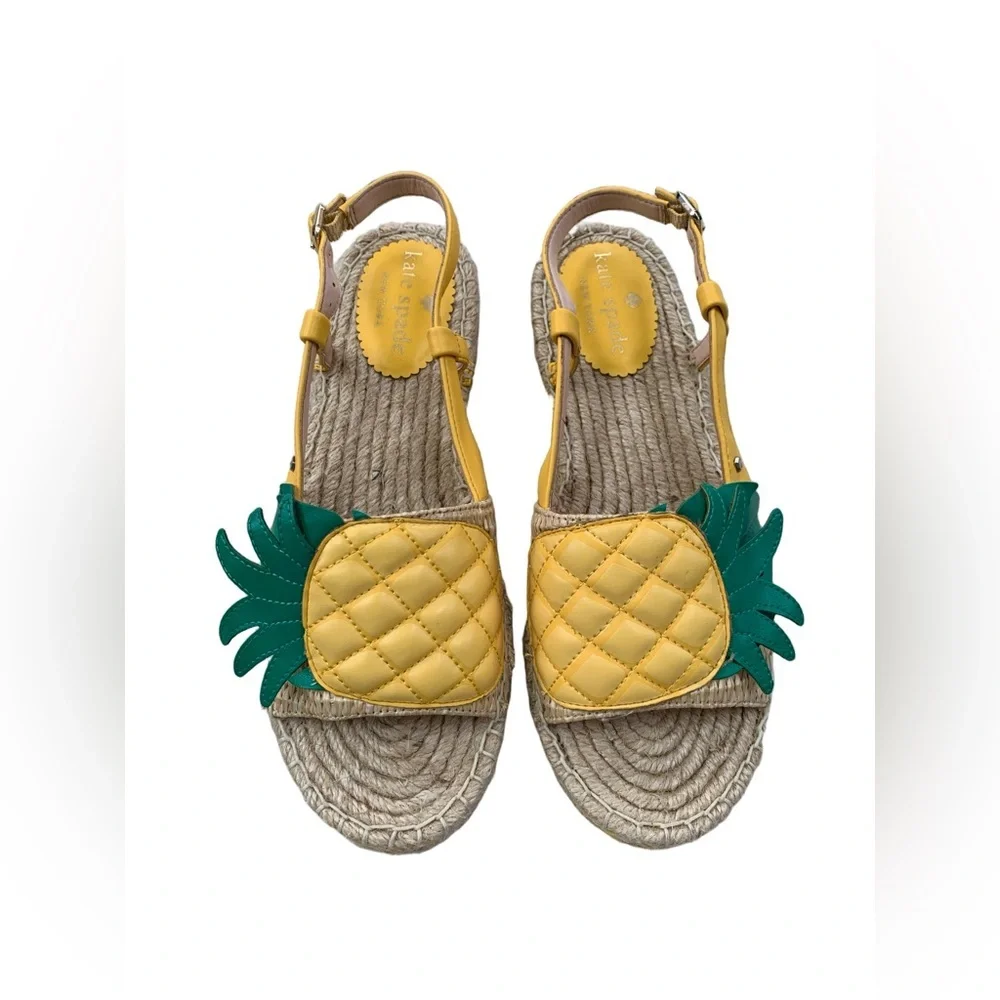 Kate Spade Women’s Size 6.5 Tropical Pineapple Bonnie Sandals Beachy Flats